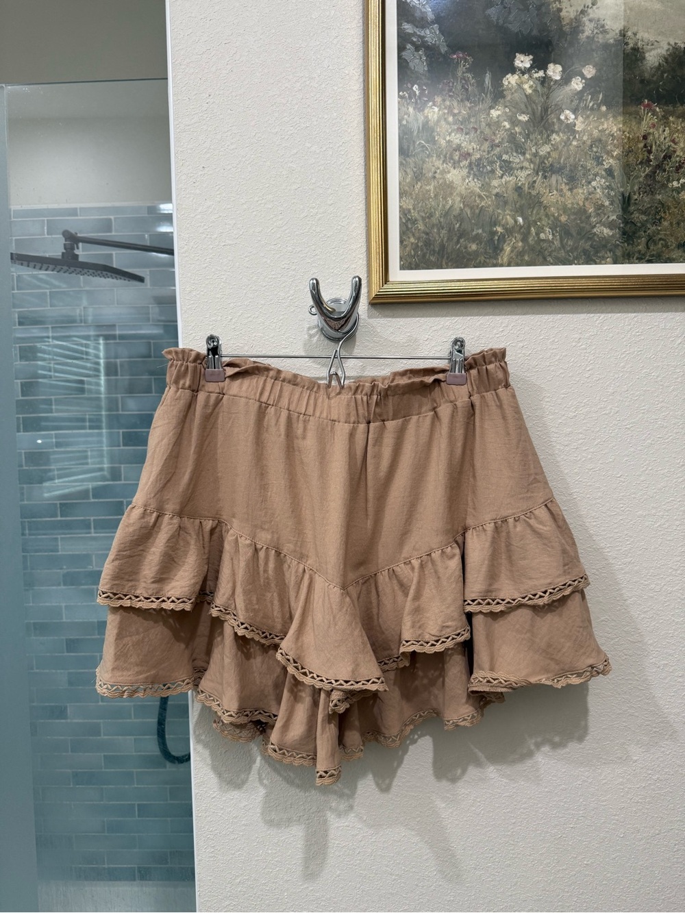 Women’s Ruffle Tiered Skort in Tan - Size XL